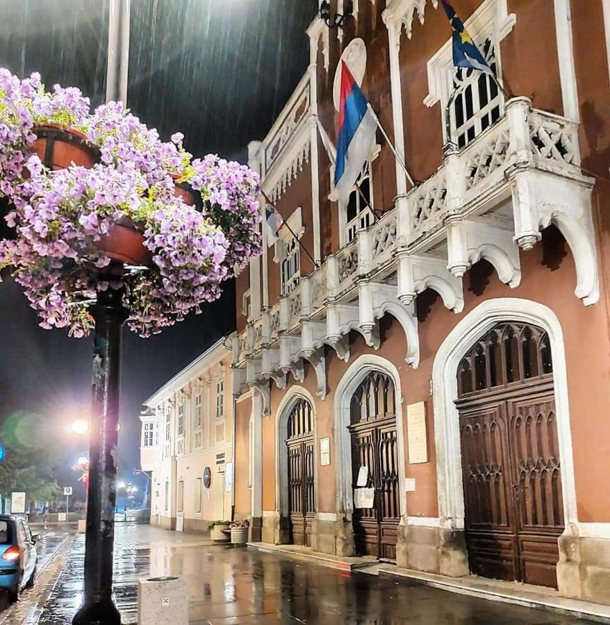 Hulk Vrsac Exterior foto