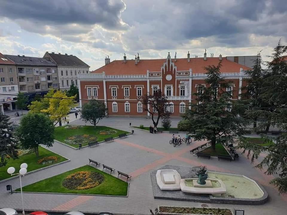 Hulk Vrsac Exterior foto